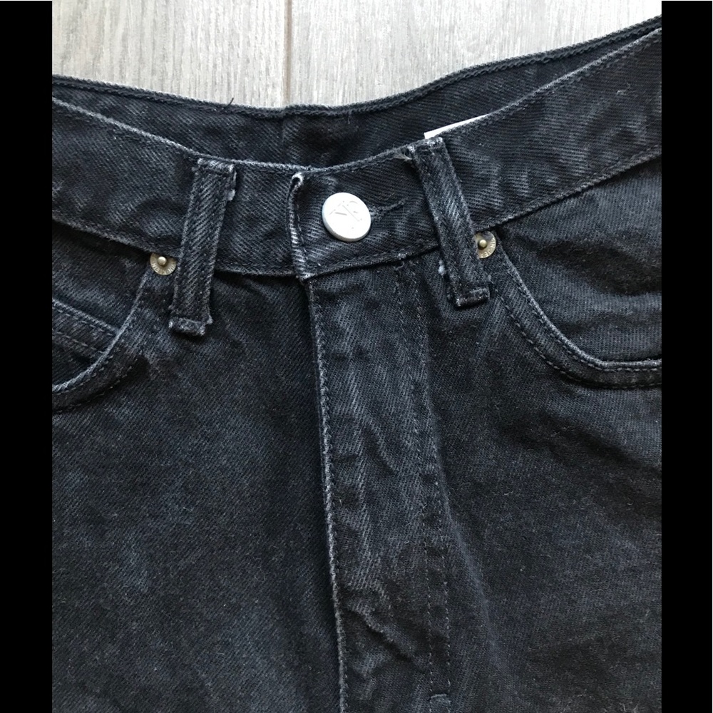 Vintage 90s Calvin Klein Shorts - Picture 4 of 6
